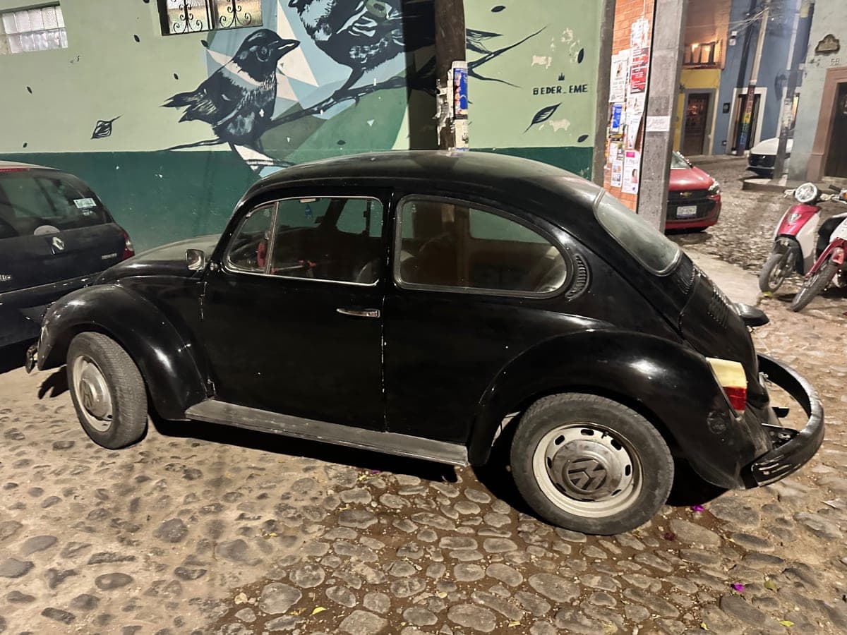 Volkswagen Beetle spotted in San Miguel de Allende