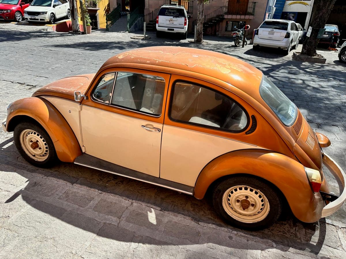 Volkswagen Beetle spotted in San Miguel de Allende