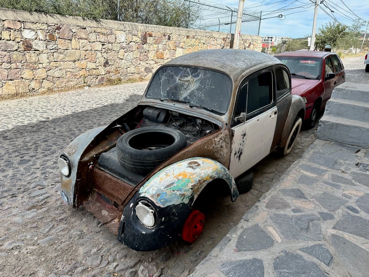 Volkswagen Beetle spotted in San Miguel de Allende