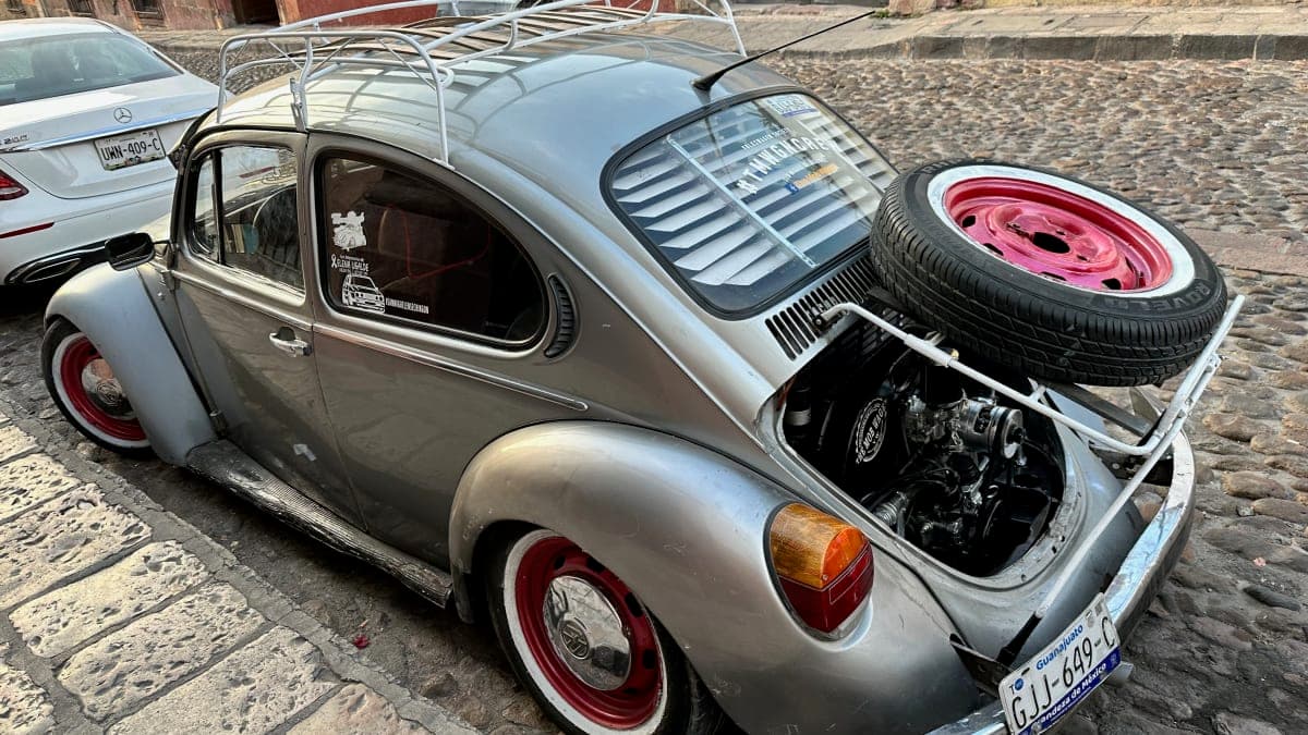 Volkswagen Beetle spotted in San Miguel de Allende