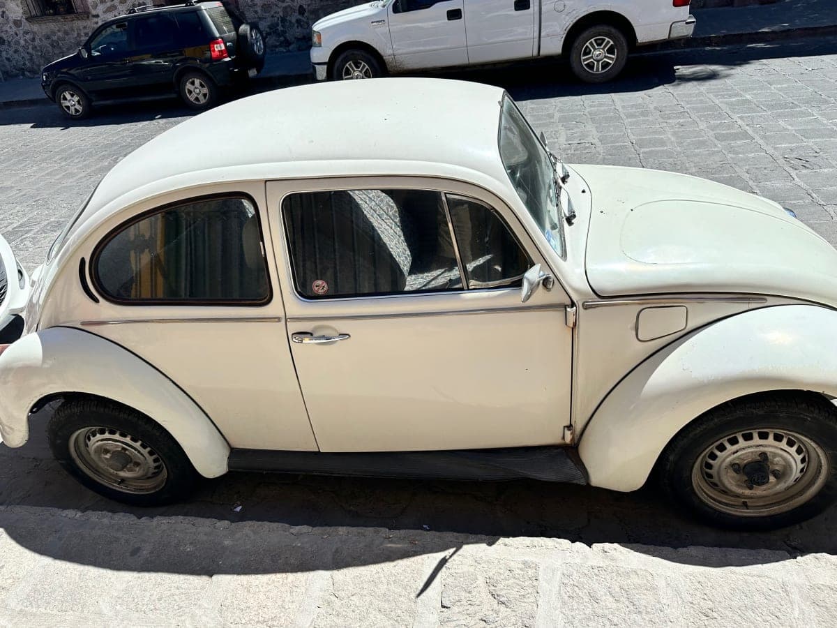 Volkswagen Beetle spotted in San Miguel de Allende