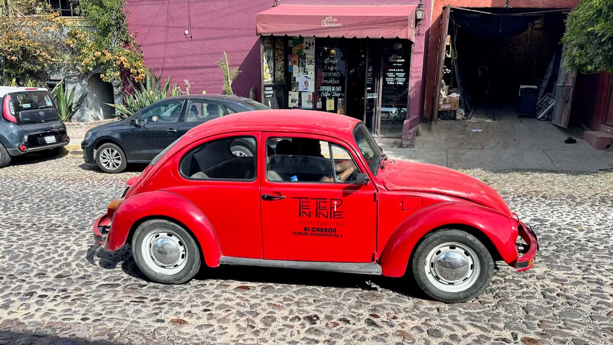 Volkswagen Beetle spotted in San Miguel de Allende