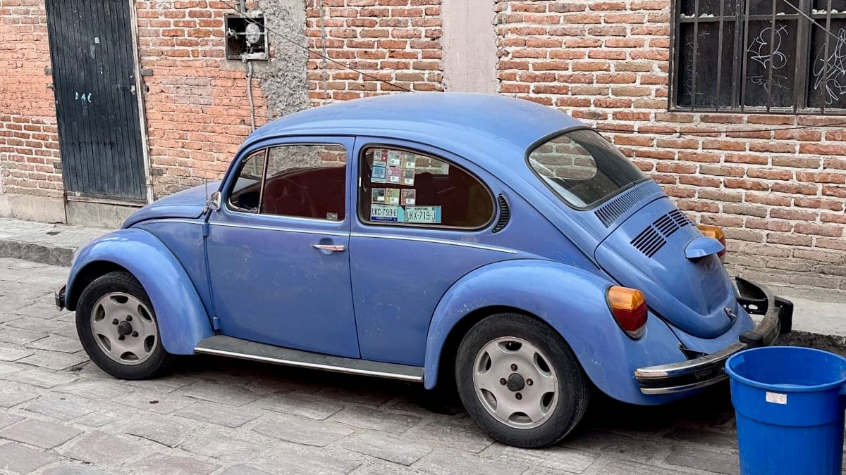 Volkswagen Beetle spotted in San Miguel de Allende