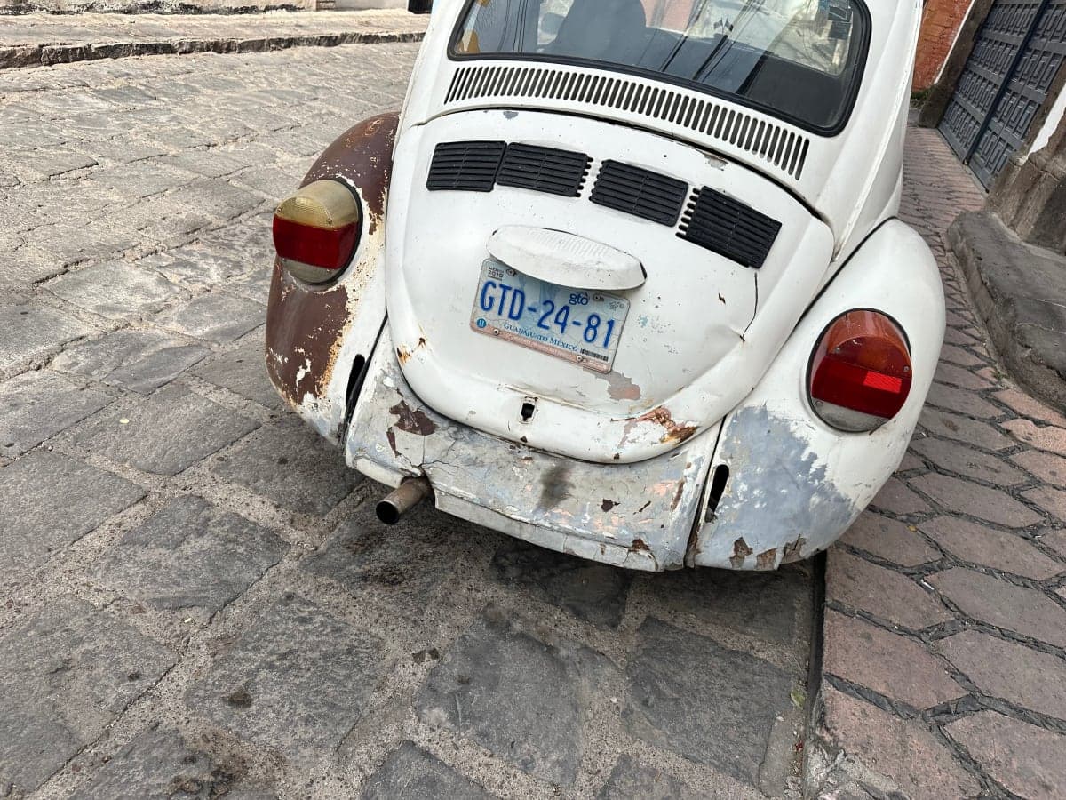 Volkswagen Beetle spotted in San Miguel de Allende