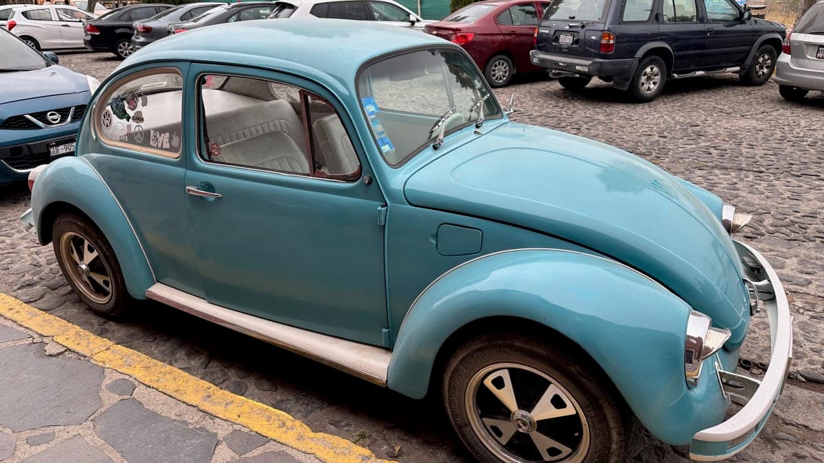 Volkswagen Beetle spotted in San Miguel de Allende