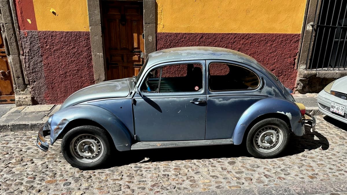 Volkswagen Beetle spotted in San Miguel de Allende