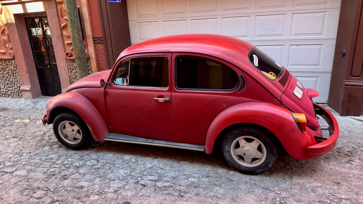 Volkswagen Beetle spotted in San Miguel de Allende