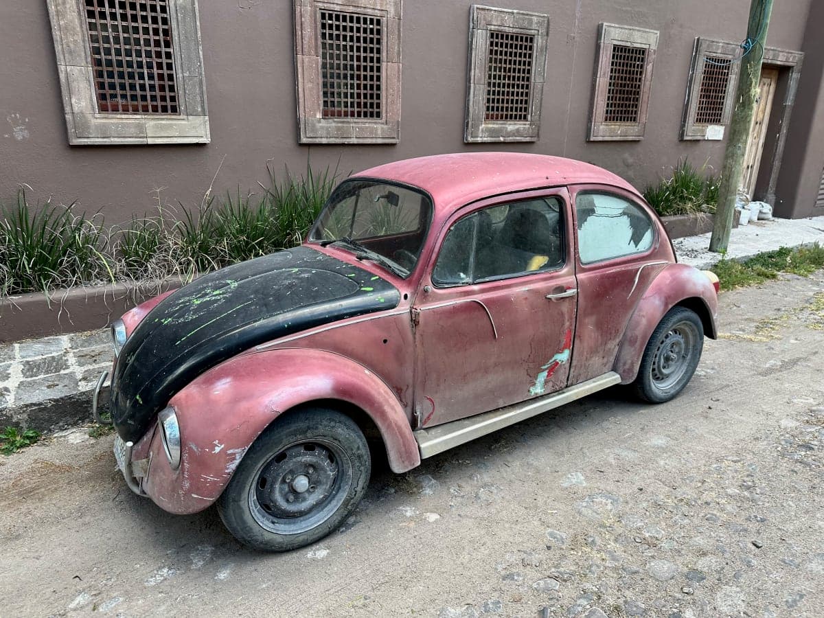 Volkswagen Beetle spotted in San Miguel de Allende