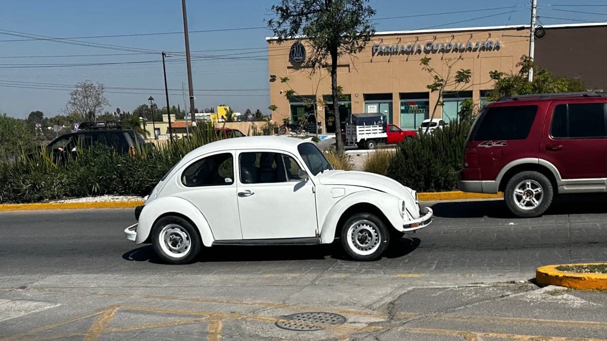 Volkswagen Beetle spotted in San Miguel de Allende