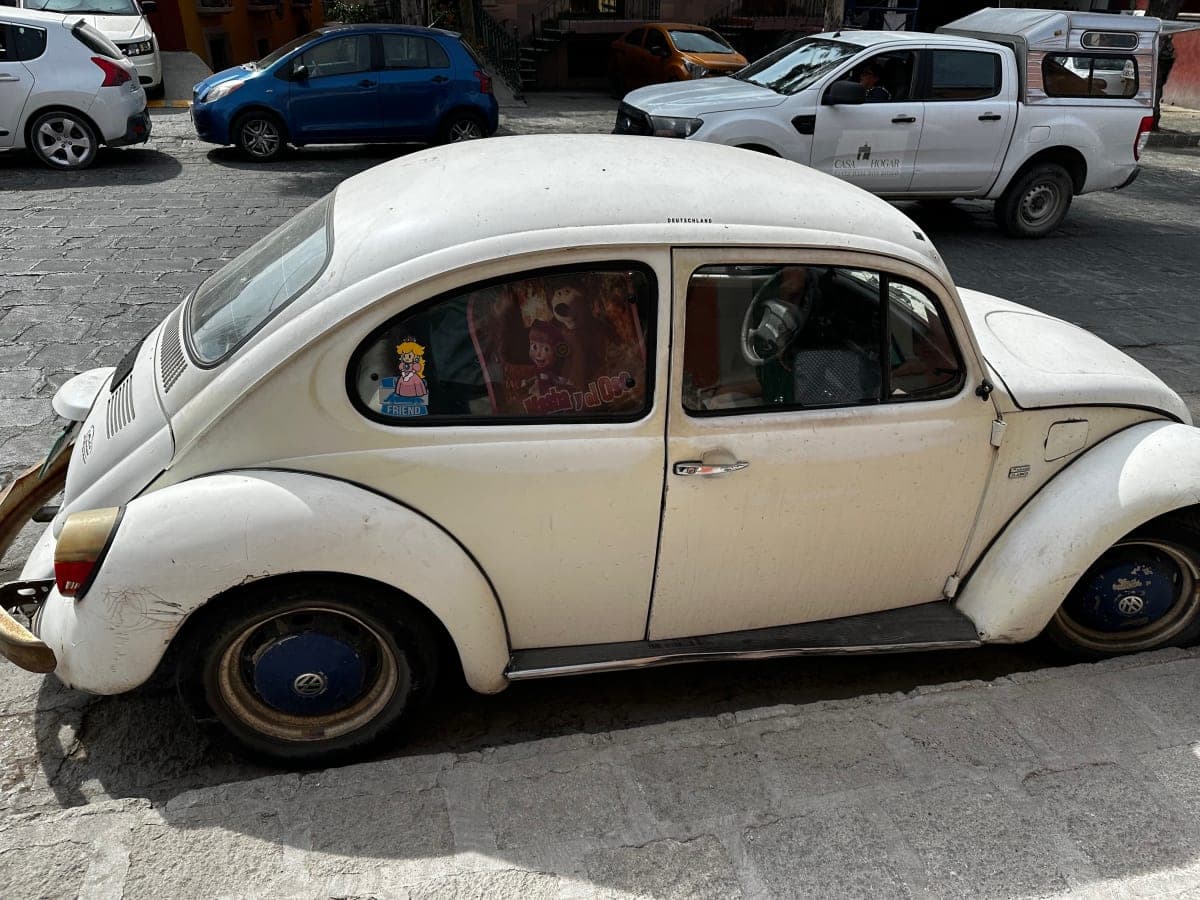 Volkswagen Beetle spotted in San Miguel de Allende