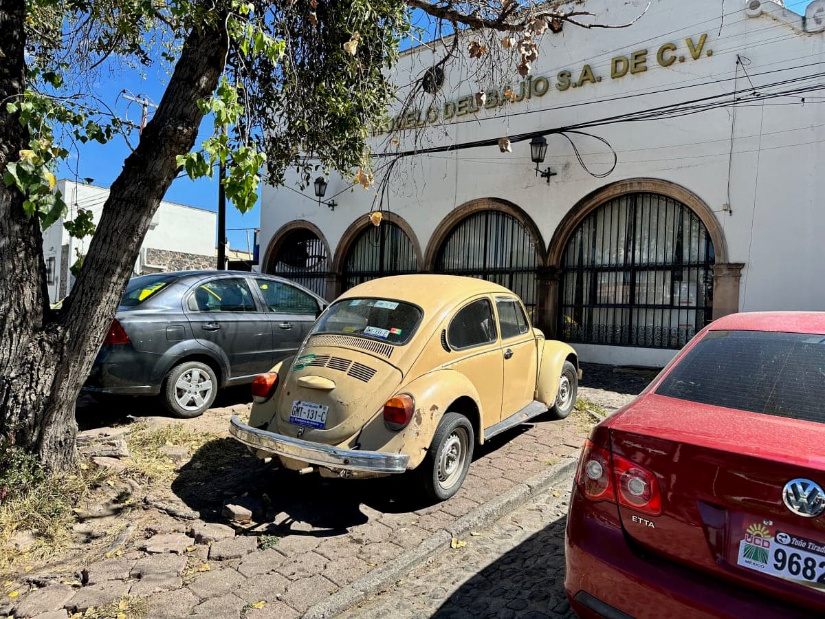 Volkswagen Beetle spotted in San Miguel de Allende