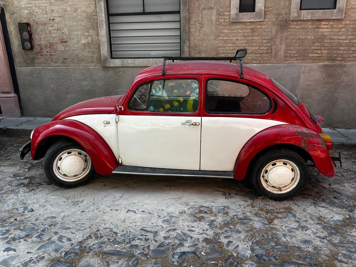 Volkswagen Beetle spotted in San Miguel de Allende
