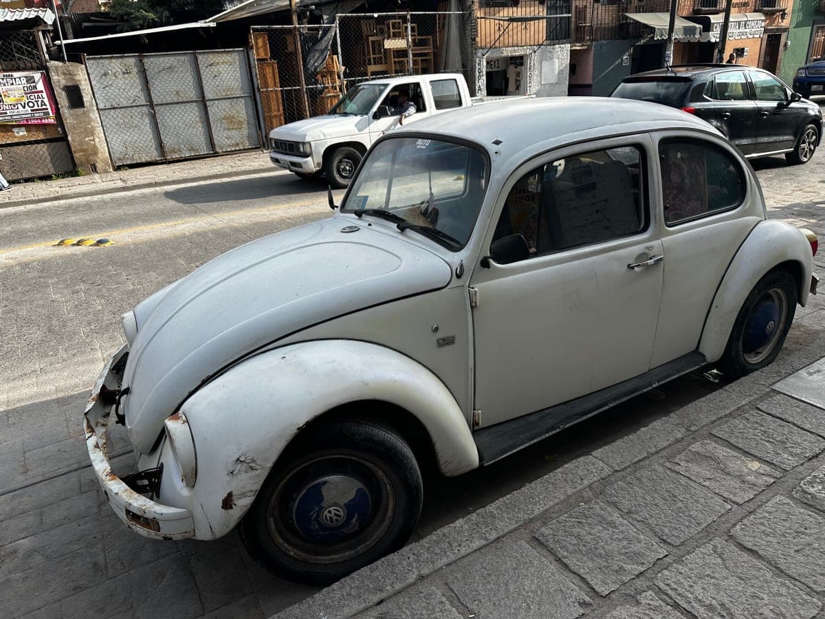 Volkswagen Beetle spotted in San Miguel de Allende