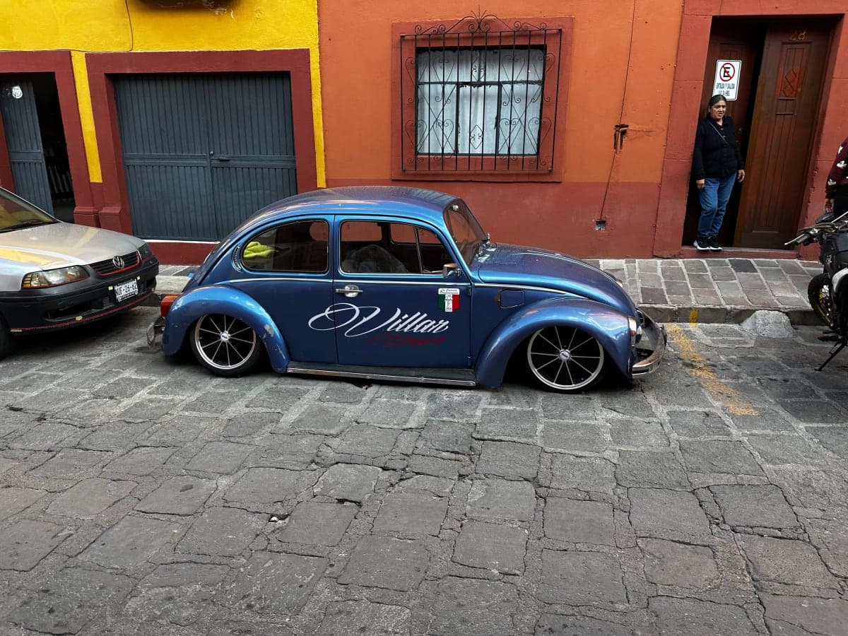 Volkswagen Beetle spotted in San Miguel de Allende